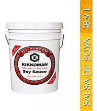 Cargar imagen en el visor de la galería, SALSA DE SOYA KIKKOMAN 18.9 LT